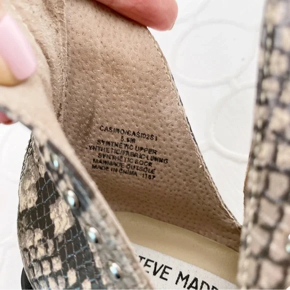 Steve Madden Conspire Studded Snakeskin Genuine Leather Booties Size 8.5 - Picture 9 of 9